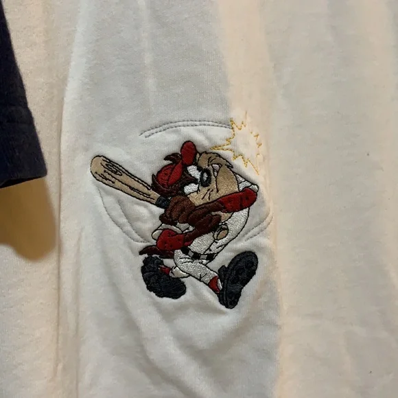 Warner Bros Tasmanian Devil and Bugs Bunny Baseball T shirt - Picture 2 of 5